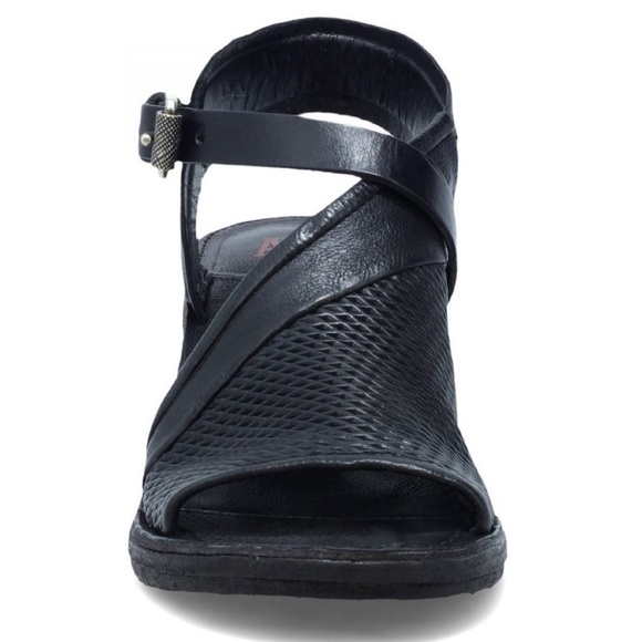 A.s.98 Keldon Sandal In Black Leather Size 6-6.5 - Picture 13 of 15